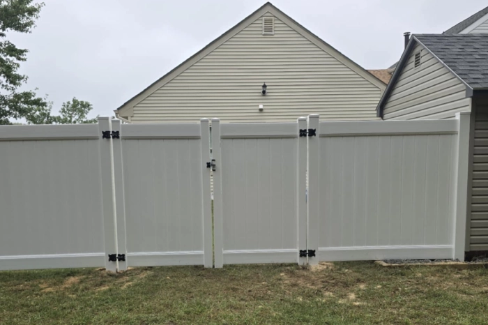 Vinyl Fence Installation